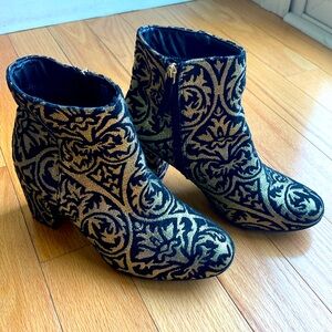 JustFabulous Boots Just Fabulous Jacinta Size 10 Booties